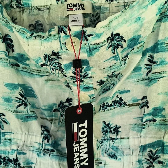 Tommy Hilfiger Women's Beach Print Smocked Tank Top Shirt NWT - Picture 4 of 6